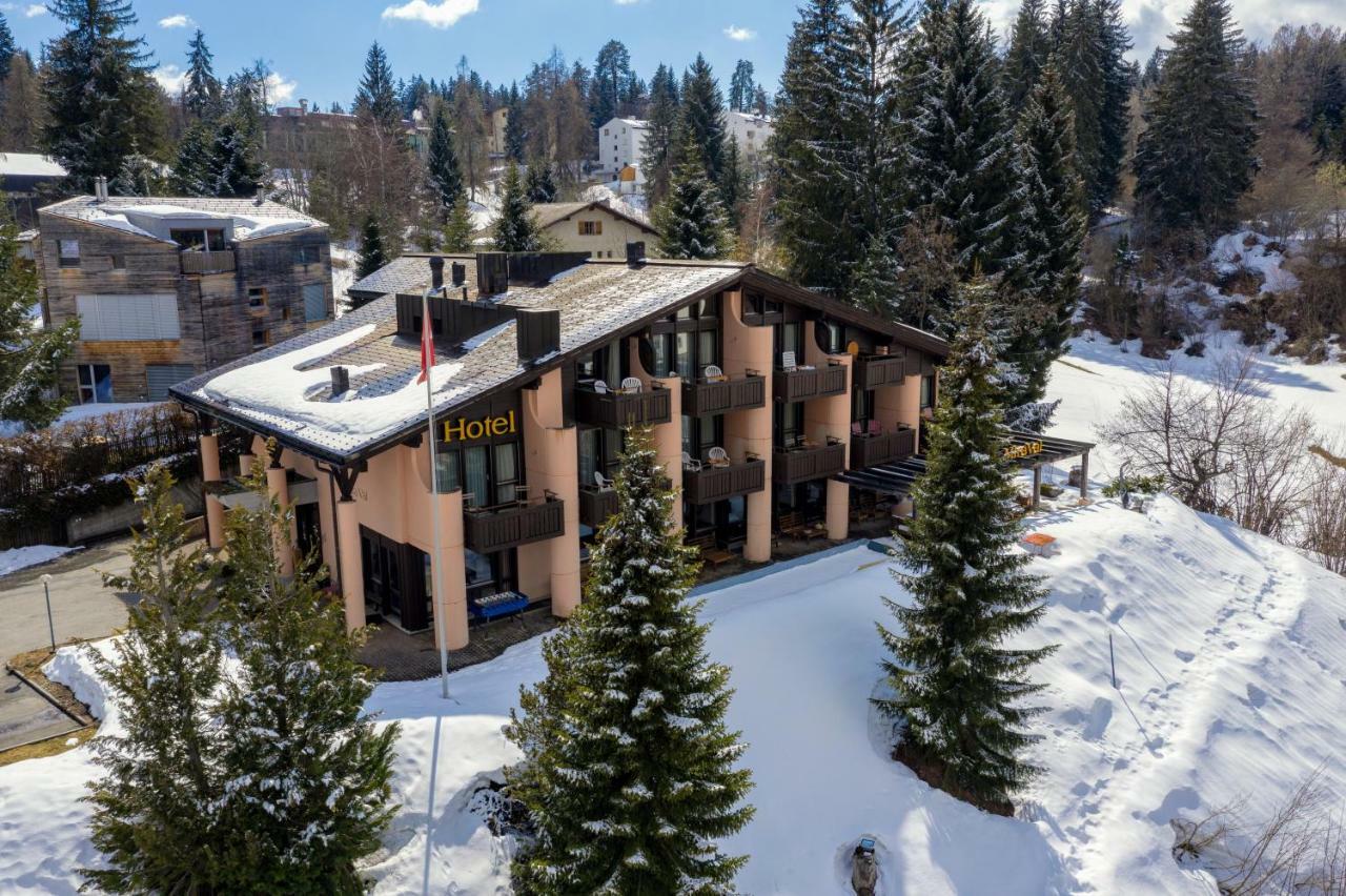 T3 Hotel Mira Val 弗利姆斯 外观 照片